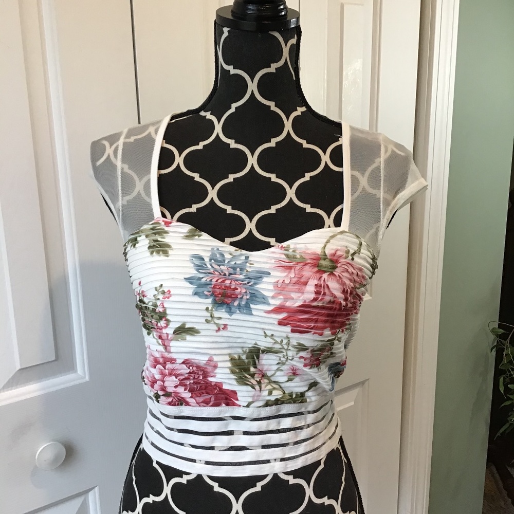 Sarah la crop top